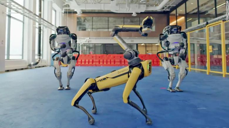 Roboter von Boston Dynamics tanzen zum musikalischen Hit "Do you love me"
